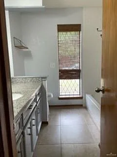 101 E Wisteria Ave — Photo 12