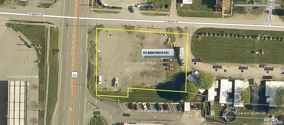 Listing photo 1 for 5050 S Walnut St
