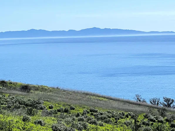 Calle Real #14300, Goleta, CA 93117