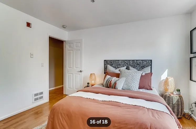 2 bed, 956 sqft, $3,050 — Photo 3