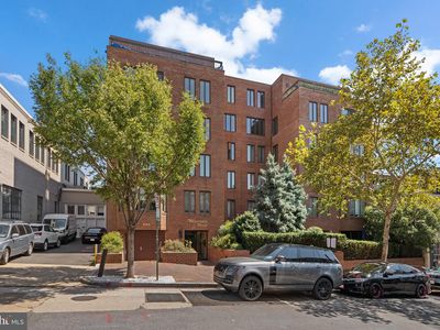 1045 31st St NW APT 302, Washington, DC, 20007