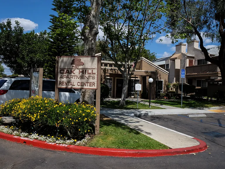 Oak Hill Apartments — Photo 25