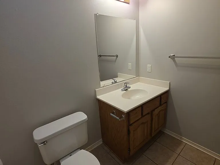 108 Poplar St — Photo 7