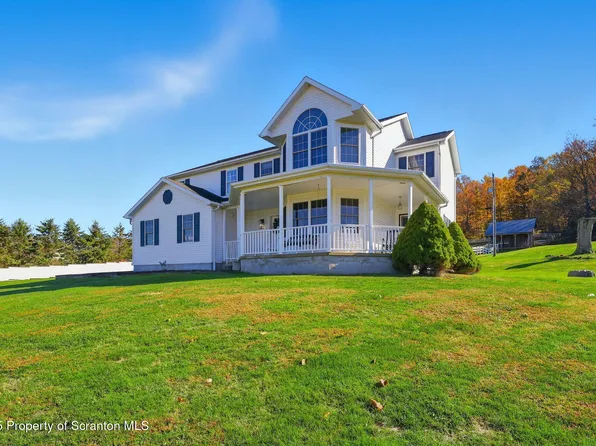 918 Jones Rd, Clifford Township, PA 18470