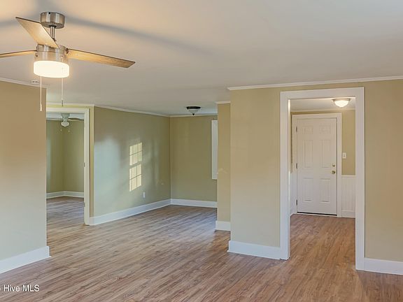 4th image of 214 Pine Street