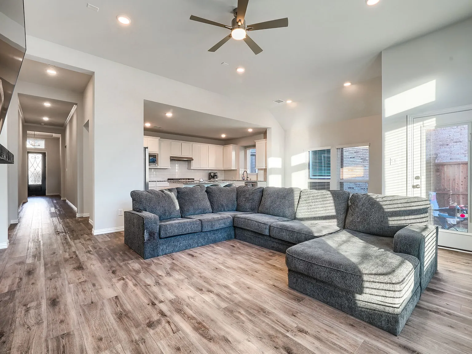 6120 Shasta Creek Rd — Photo 3