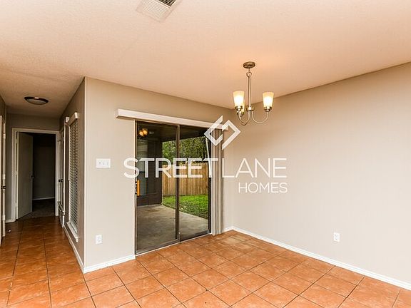 5th image of 6635 S Creek Dr