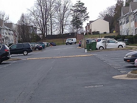 5th image of 4262 Normandy Ct