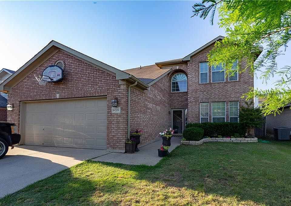 1st image of 9029 Winding River Dr