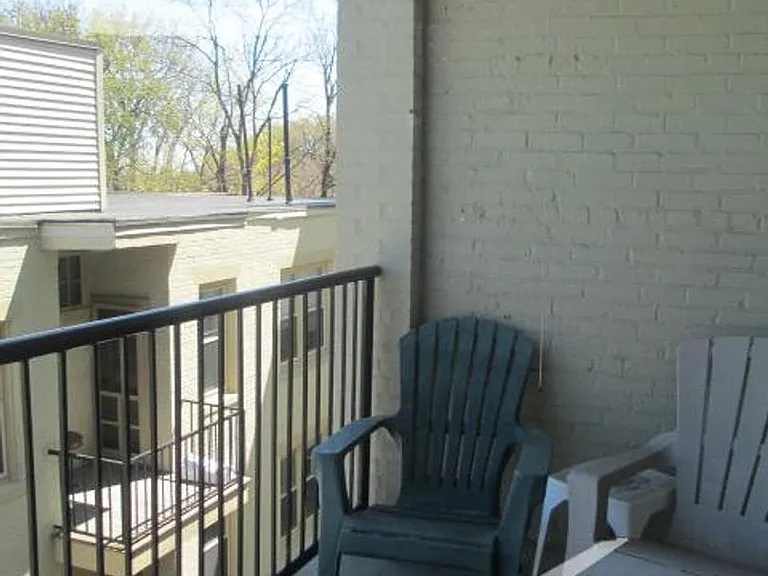 118 Brainerd Rd #3B — Photo 4