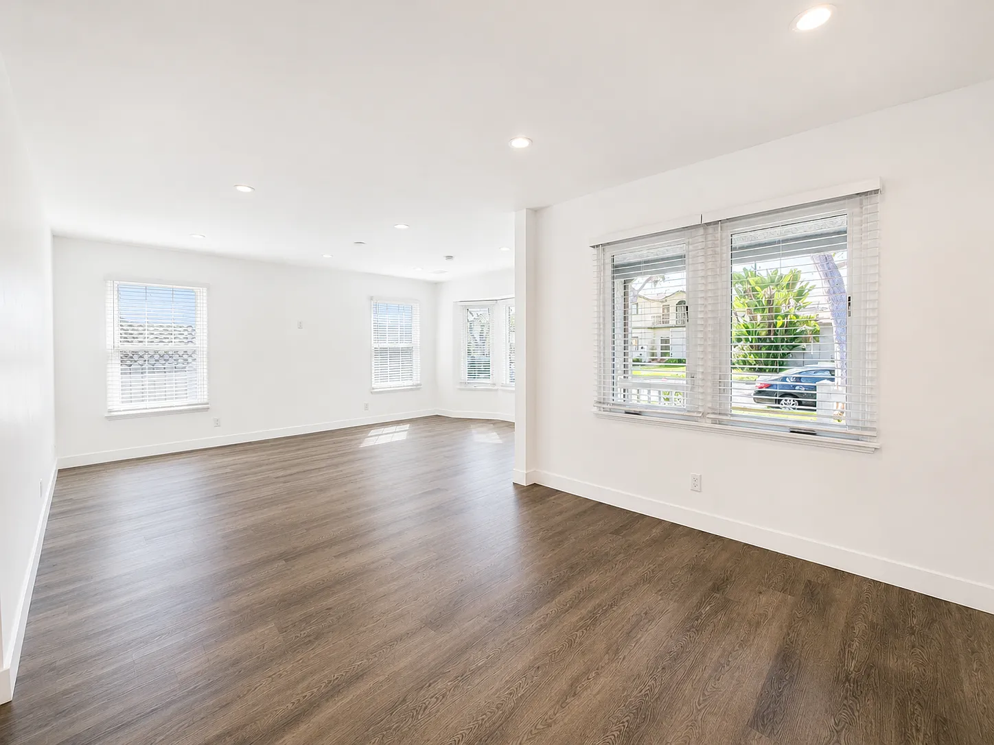 3 bed, 1346 sqft, $6,850 — Photo 4