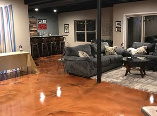 33009 Brookside Ct, Livonia, MI 48152