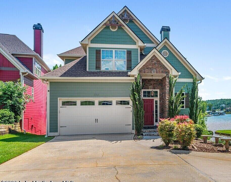1st image of 120 Mackenzie Way