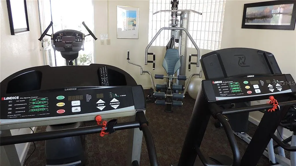 6093 Bahia Del Mar Cir — Photo 3