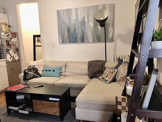 Rented by LJ Sloane Management | media 20