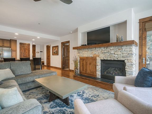 4th image of 42 Snowflake Drive UNIT 413