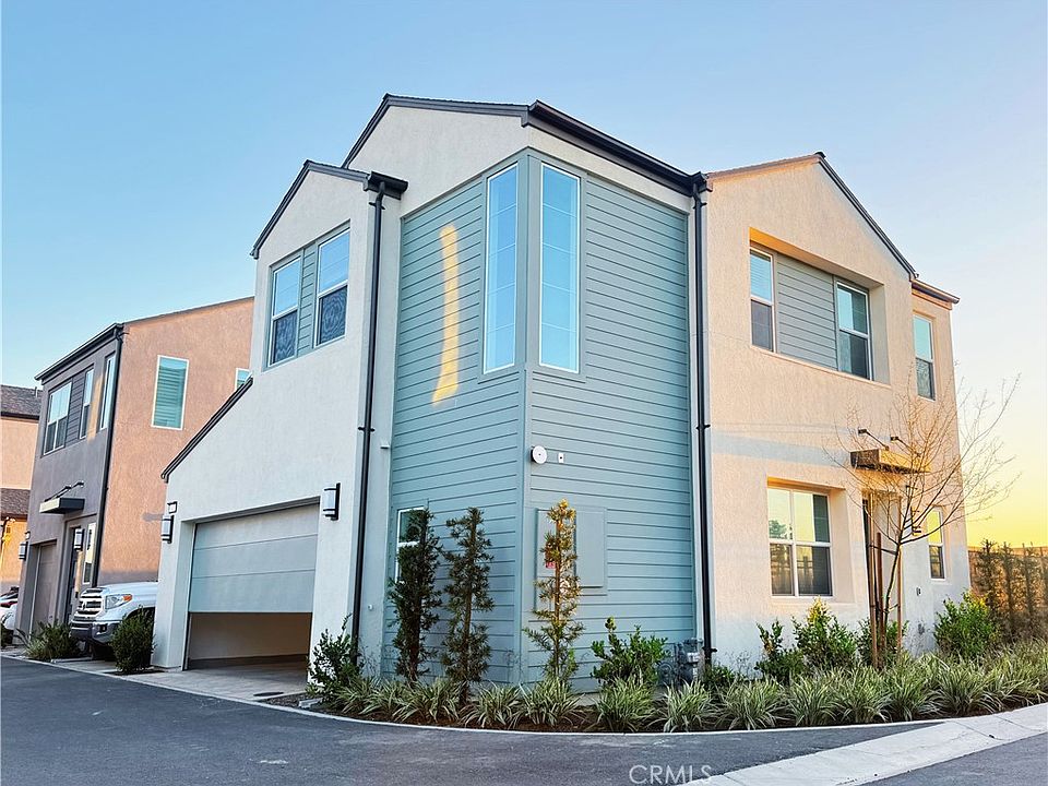 1st image of 2402 E Encanto Paseo