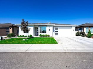 393 Wind River Dr, Grand Junction, CO 81504
