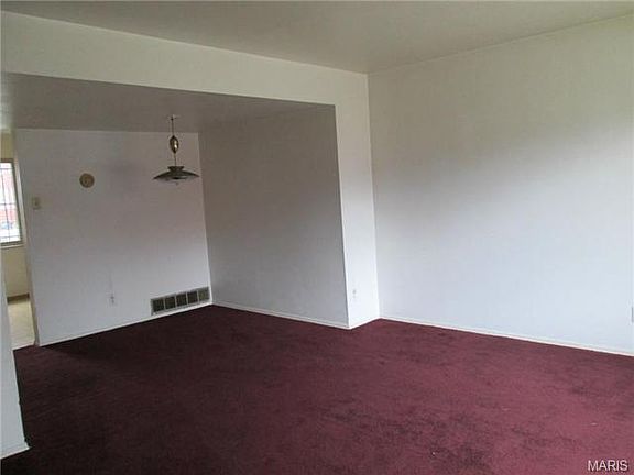 5th image of 4110 Turner Ave
