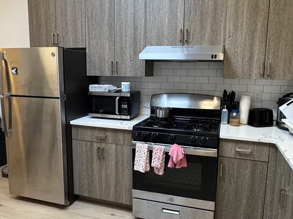 19 Whitney Ave, New Haven, CT