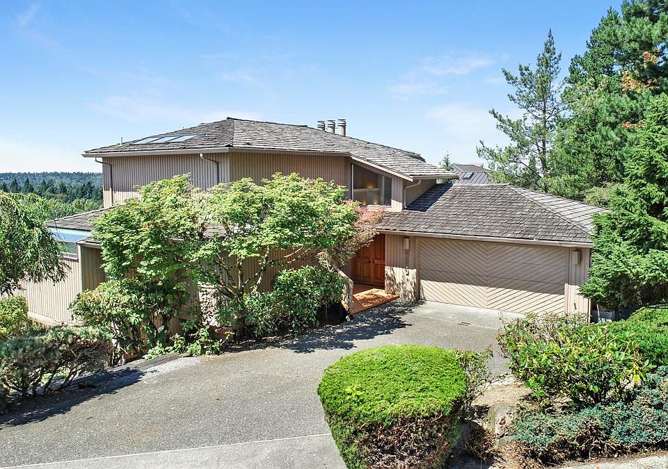 1st image of 4913 134th Pl SE