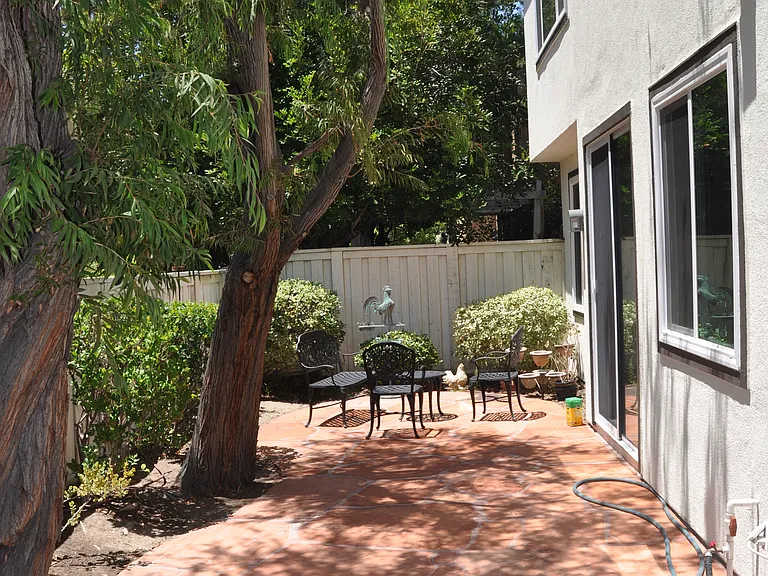 12 Del Cambrea — Photo 13
