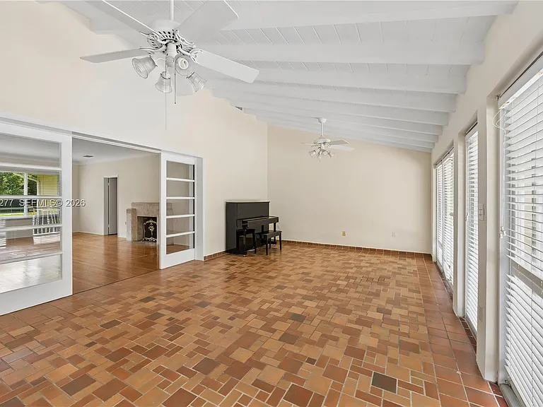 2514 E Granada Blvd — Photo 14