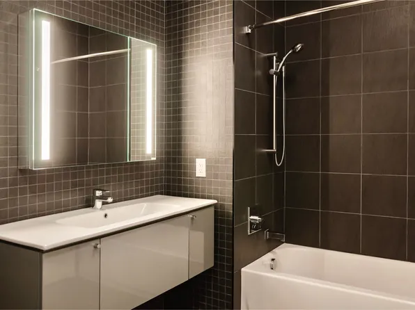 620 Pavonia Avenue image 10 of 16