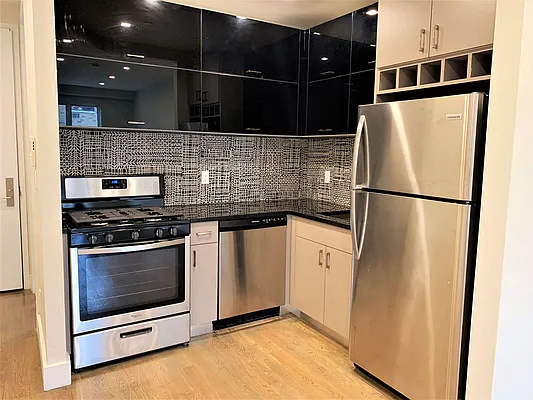 Rented by Bruma Realty LLC | media 13