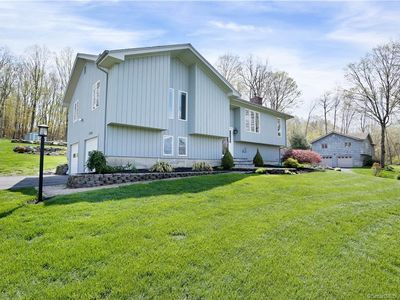 288 Turkey Roost Rd, Monroe, CT, 06468