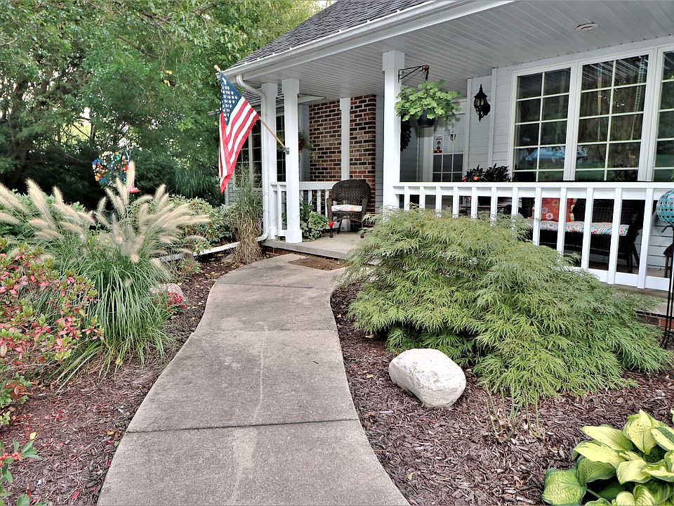 2nd image of 7050 Horizon Dr