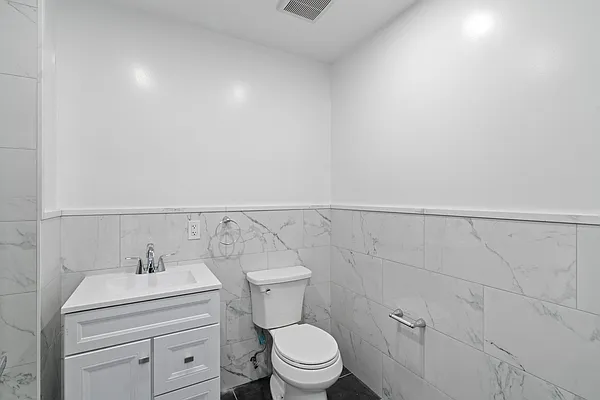 Rented by Nest Seekers International | media 14