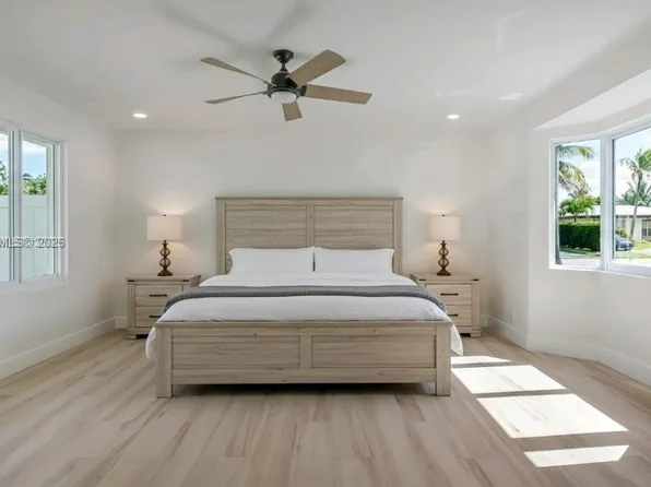 5713 NE 17th Ter, Fort Lauderdale, FL 33334