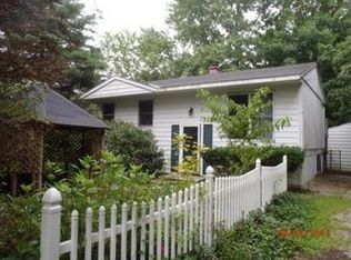 780 Lillian St, Holland, MI 49424