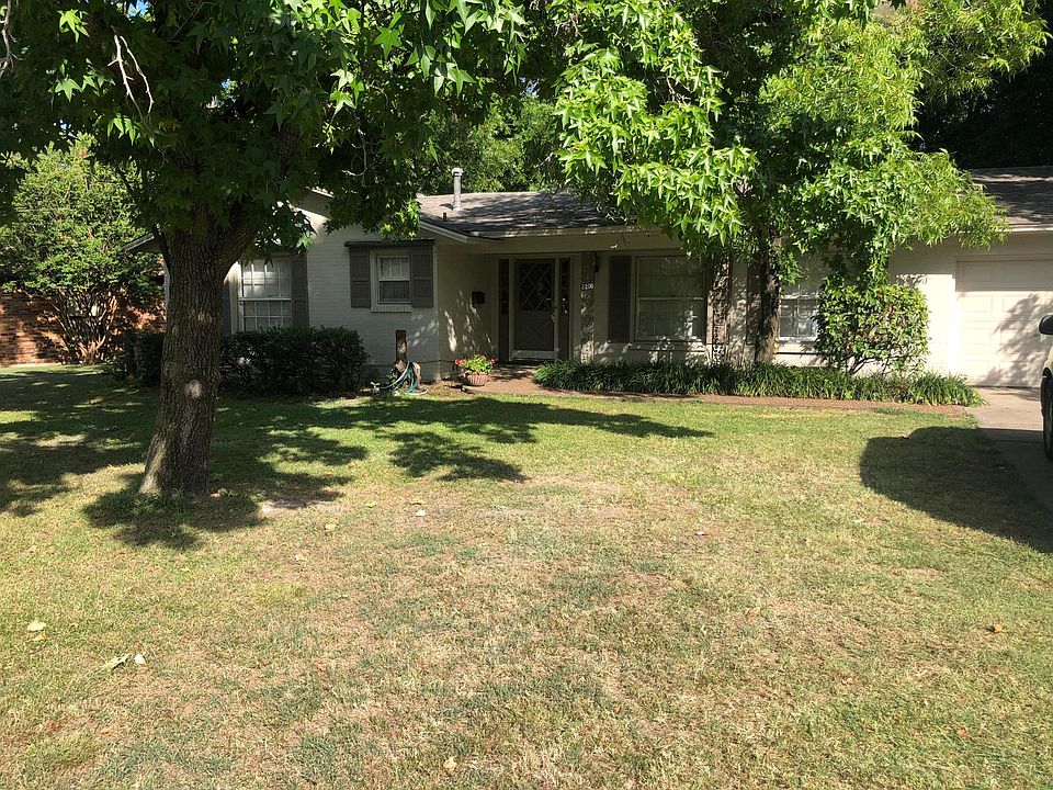 1st image of 2208 Kayewood Dr