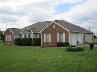 7110 Julien Rd, Hopkinsville, KY 42240