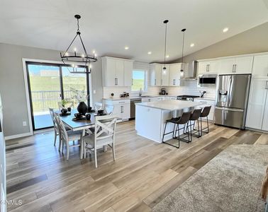 508 Shale Dr, Bismarck, ND, 58503