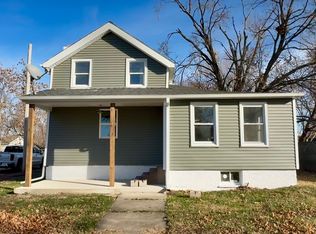 225 N Randolph St, Princeton, IL 61356