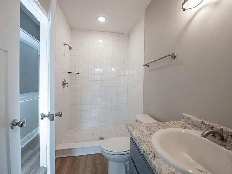 105 S Zetterower Ave #34 — Photo 4