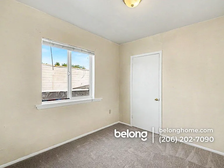 9454 17th Ave SW #205 — Photo 5