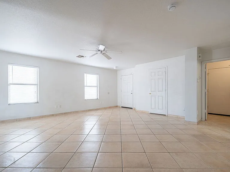 13628 W Fargo Dr — Photo 3