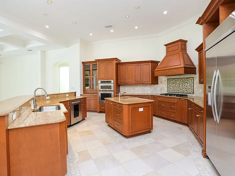 823 Cassena Rd — Photo 65