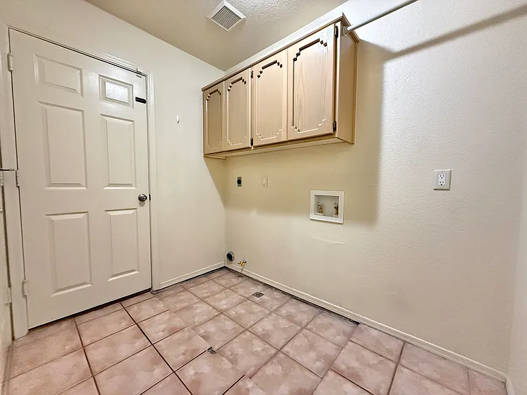 7806 E Topeka Pl — Photo 27