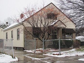 1st image of 1017 Merton Ave