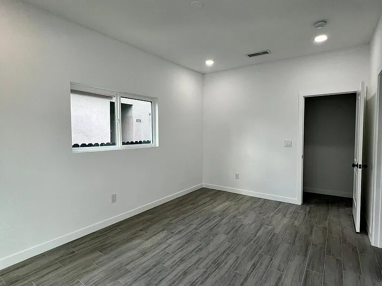 882 E Martin Luther King Jr Blvd — Photo 11