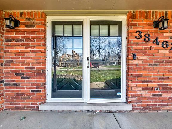 3rd image of 38462 James Dr