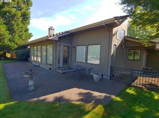 1655 NW Michelbook Ln, McMinnville, OR 97128