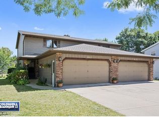 1119 W Ridgeview Dr, Appleton, WI 54914