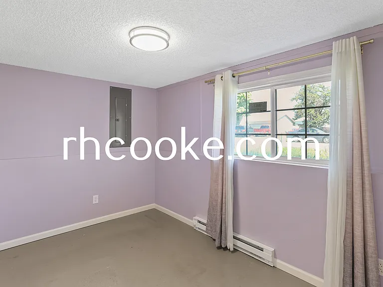 3619 N Thor St — Photo 8