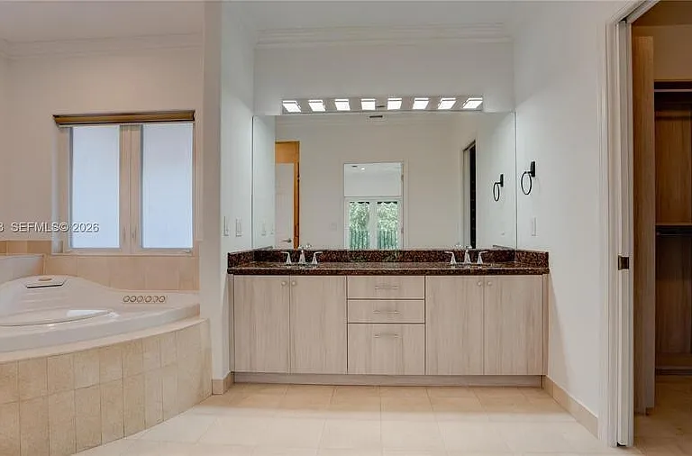 500 SW 51st Ct #1 — Photo 35